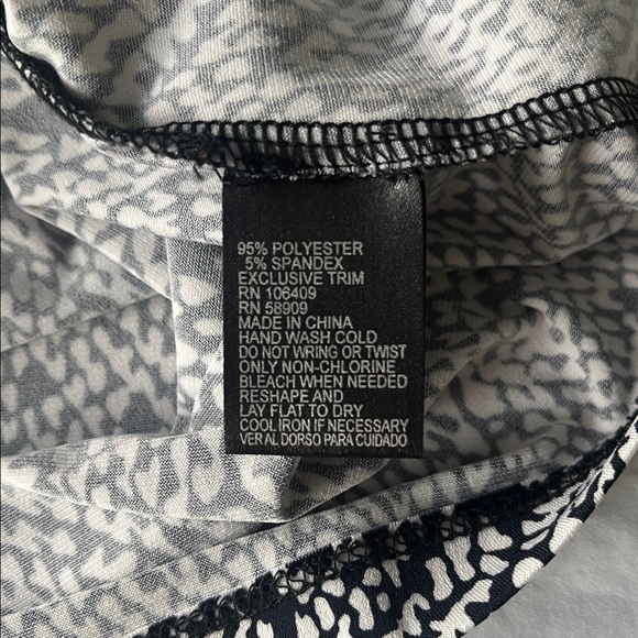 Antonio Melani Sleeveless Top - Picture 7 of 7